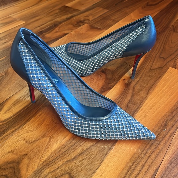 CHRISTIAN LOUBOUTIN
Apostropha Pump, Mesh Chrystal Embellished, NEW - Picture 12 of 16